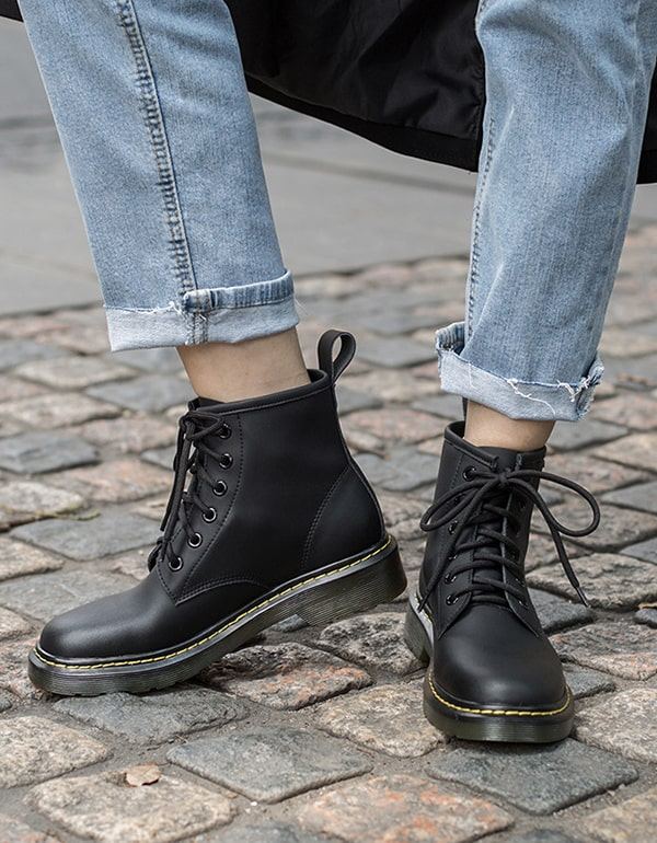 Syksyiset Smooth Leather Naisten Doc Marten-saappaat